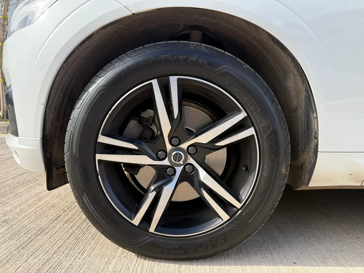 VOLVO XC60 2.0 T6 R-Design AWD MY19 AT 2019 - Miniatura 9