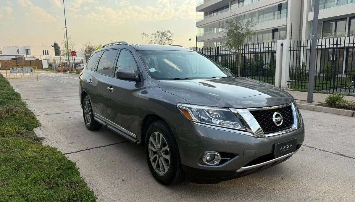 NISSAN Pathfinder 3.5 Advance CVT 4X4 2017 - Miniatura 3