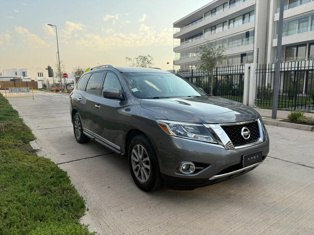 NISSAN Pathfinder 3.5 Advance CVT 4X4 2017 - Miniatura 3
