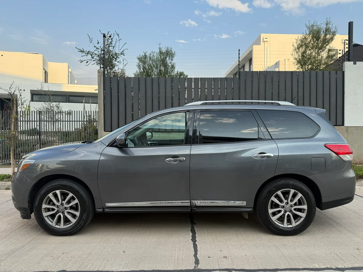 NISSAN Pathfinder 3.5 Advance CVT 4X4 2017 - Miniatura 7