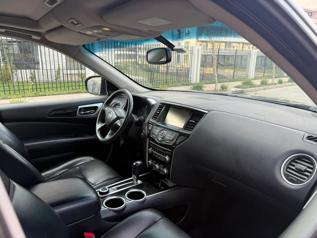 NISSAN Pathfinder 3.5 Advance CVT 4X4 2017 - Miniatura 17