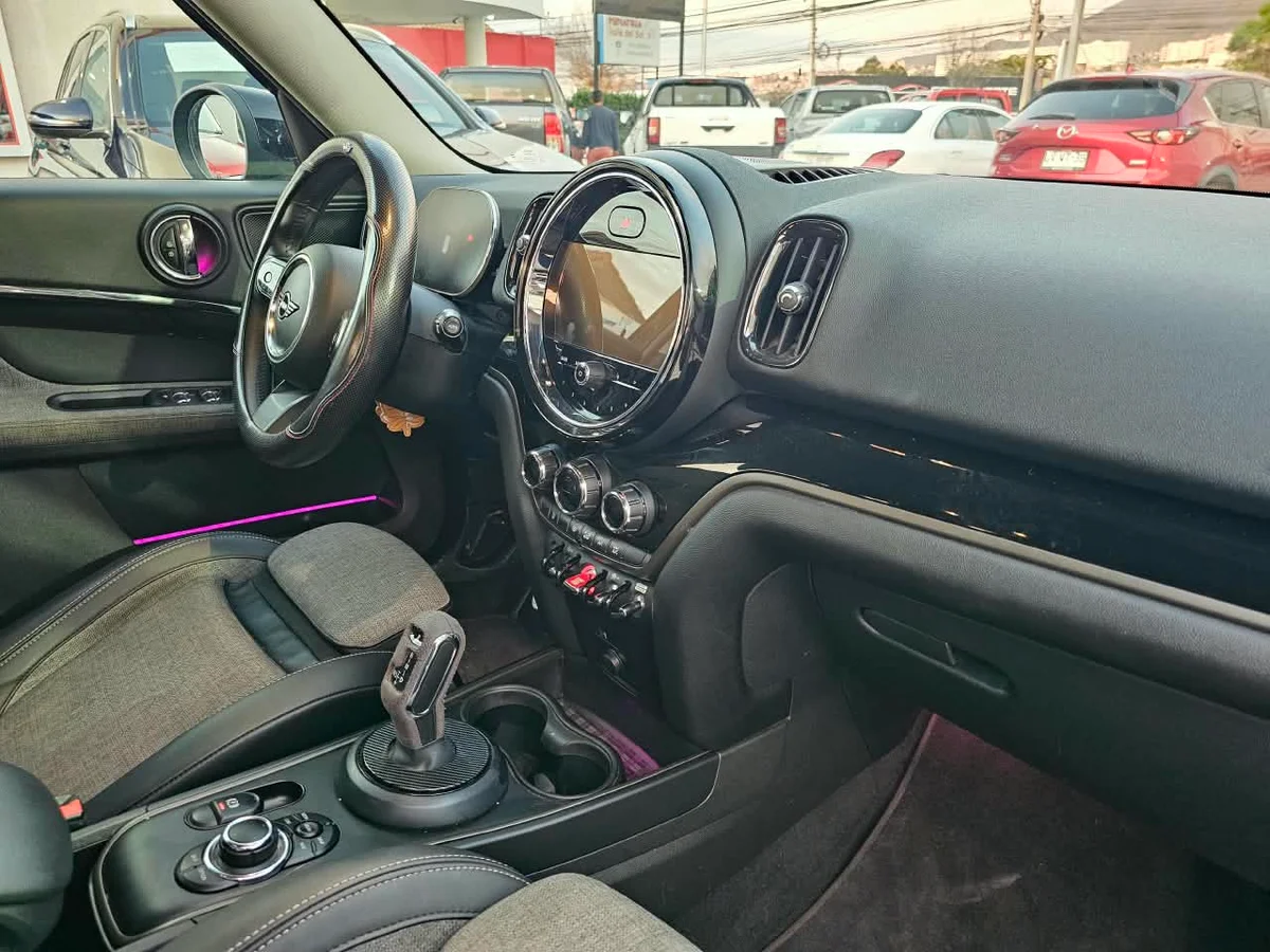 MINI Countryman Cooper S — foto 10 de 10