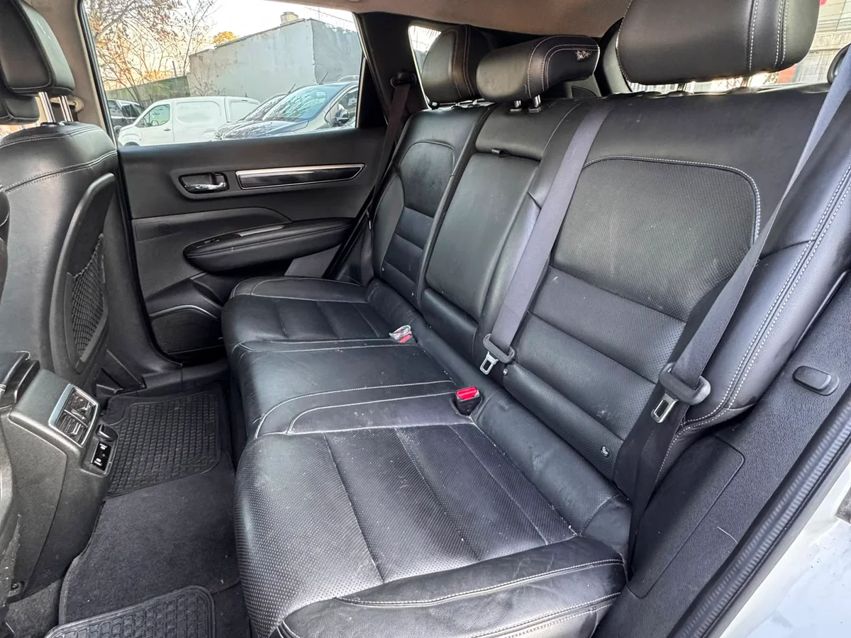 RENAULT NEW PRIVILEGE 4X4 CVT 2.5 - Miniatura 11