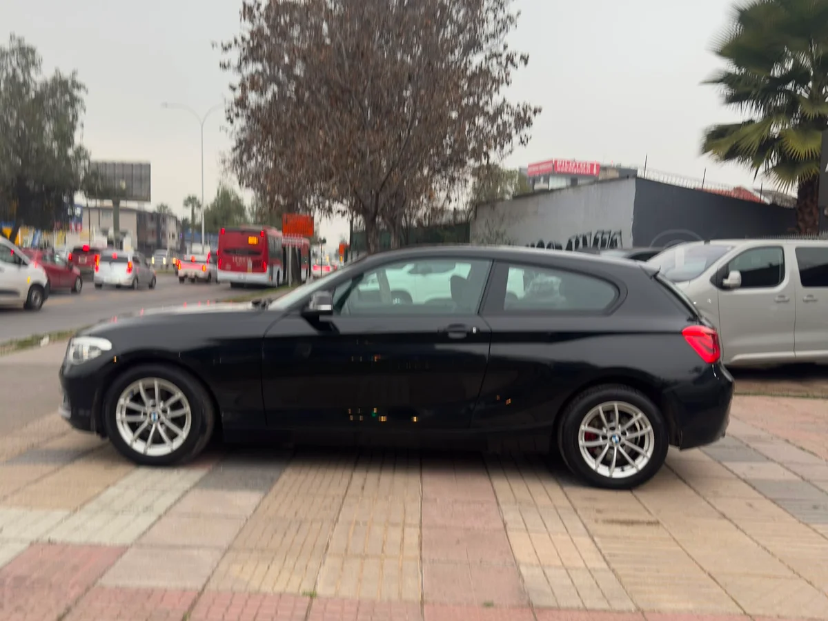 BMW 120i LCI 1.6 2017 - Miniatura 7