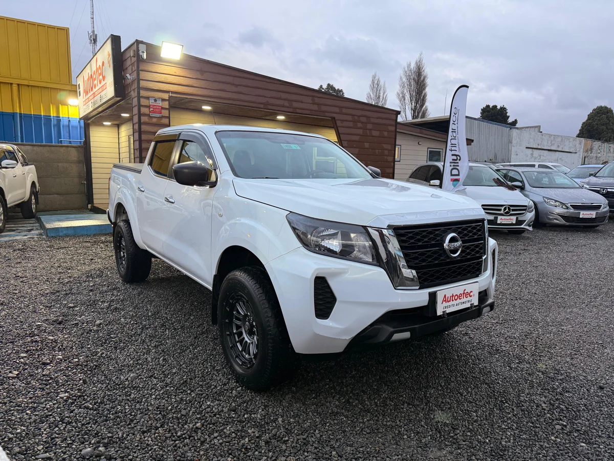 Nissan Navara 2.3D — foto 4 de 13