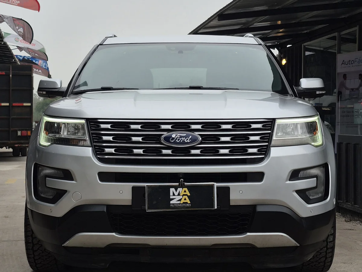 Ford Explorer — foto 2 de 11