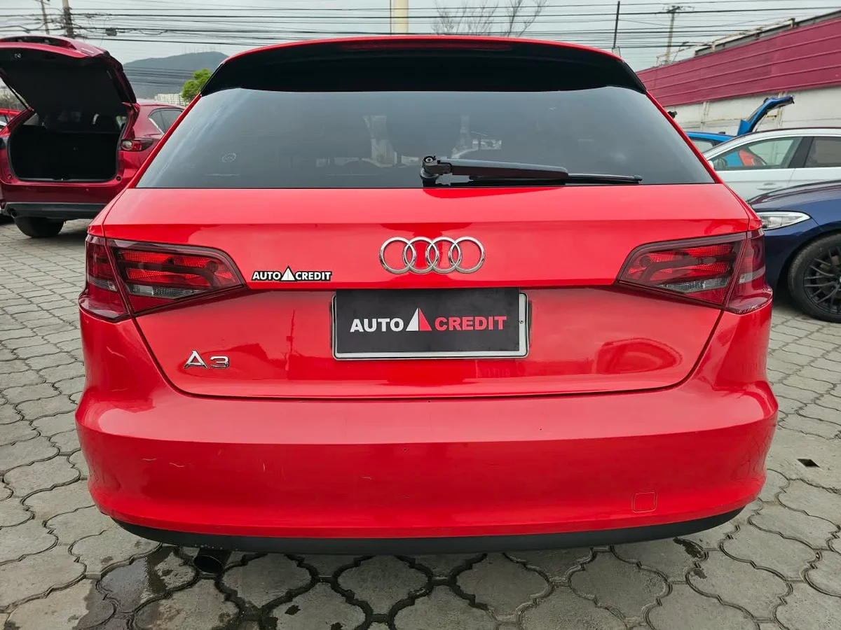 Audi A3 — foto 4 de 10