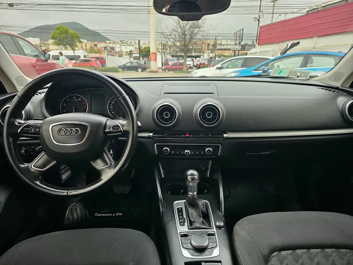 Audi A3 — foto 8 de 10
