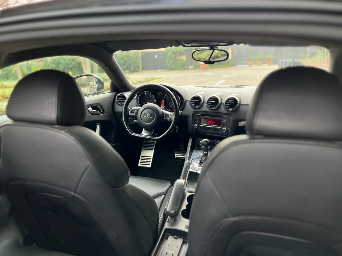 AUDI TT 2.0L TURBO TFSI S TRONIC año 2008 - Miniatura 11