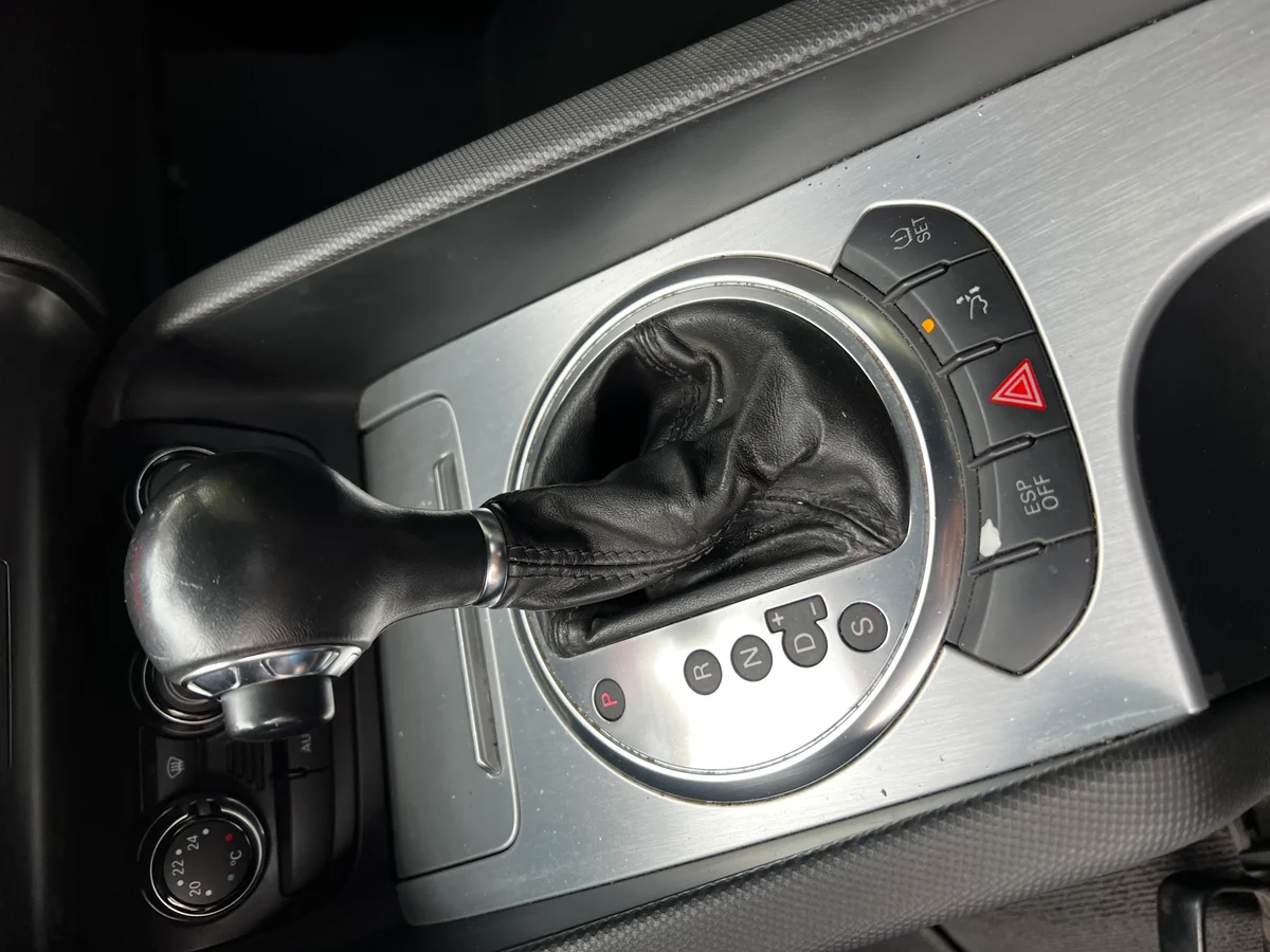 AUDI TT 2.0L TURBO TFSI S TRONIC año 2008 - Miniatura 16