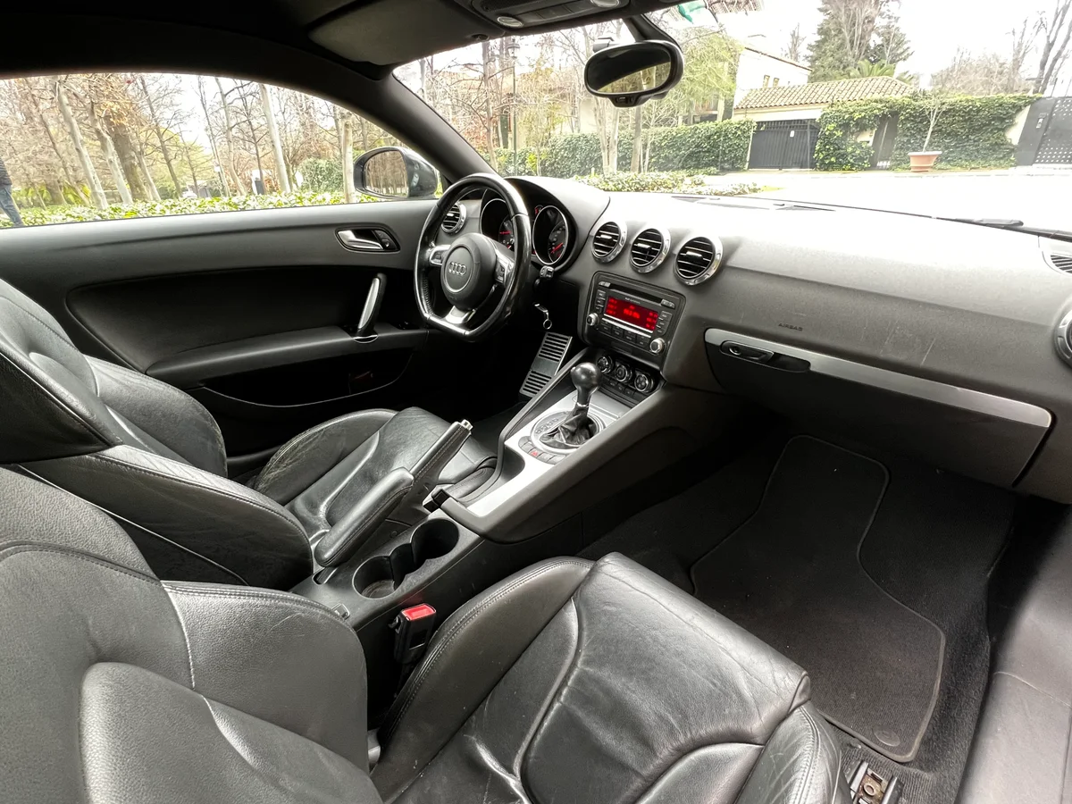AUDI TT 2.0L TURBO TFSI S TRONIC año 2008 - Miniatura 21