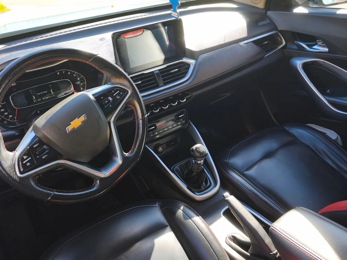 Chevrolet Groove — foto 8 de 10