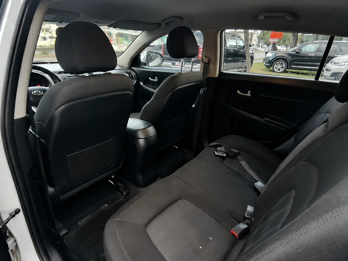 KIA Sportage LX 2.0 2014 - Miniatura 10