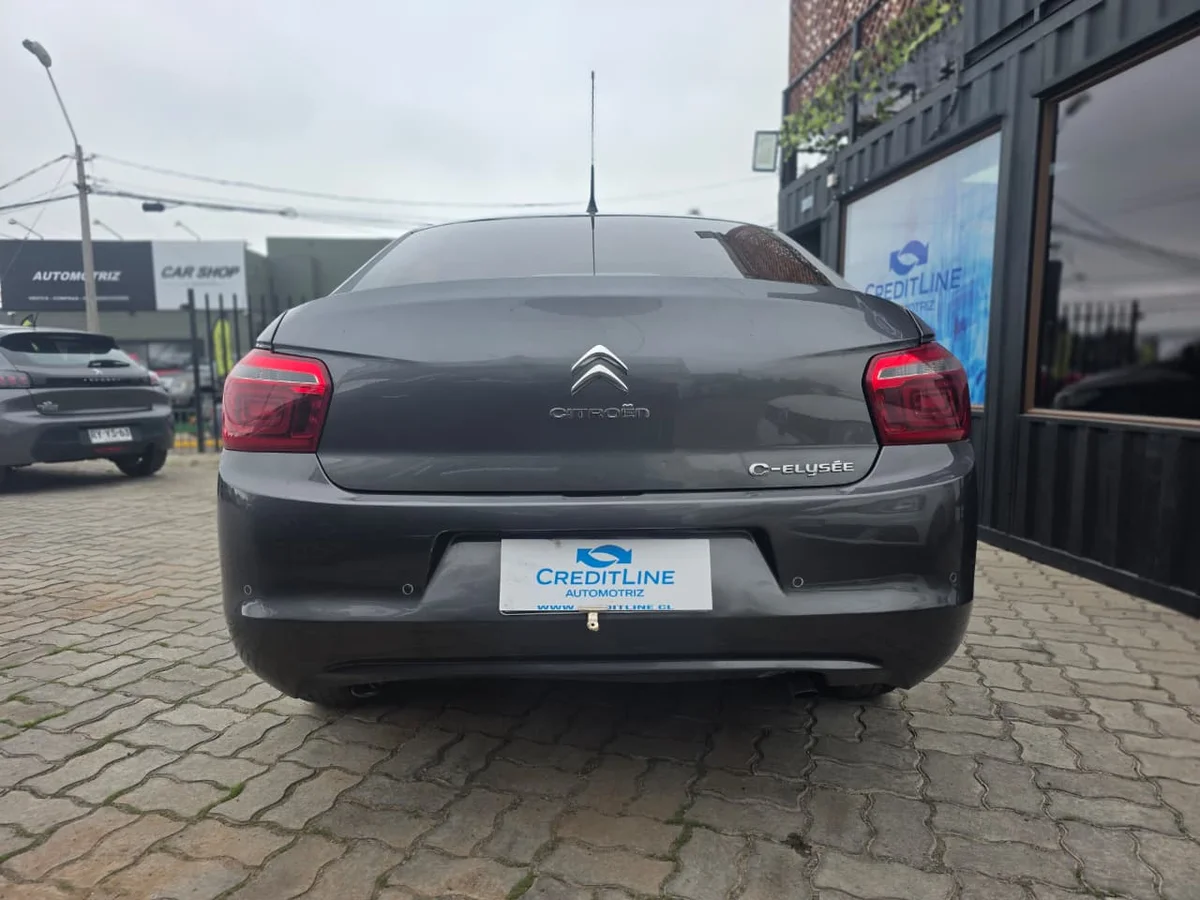 Citroën C-Elysee — foto 4 de 11