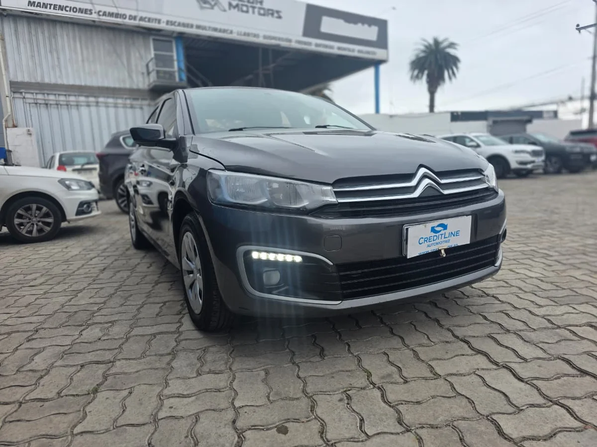 Citroën C-Elysee — foto 7 de 11
