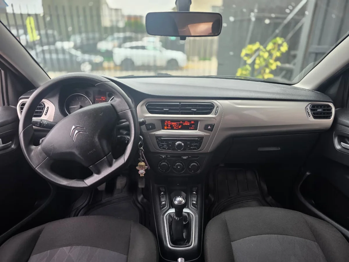 Citroën C-Elysee — foto 11 de 11