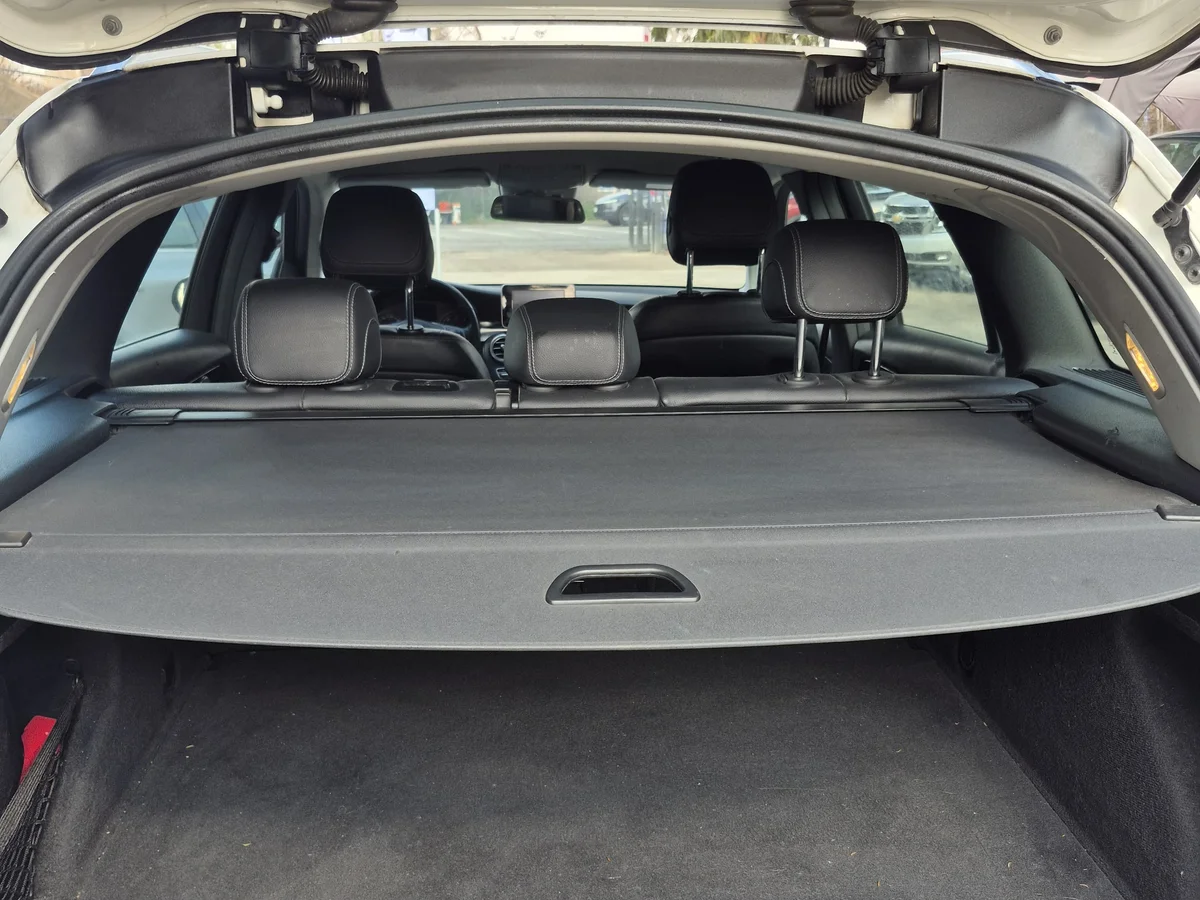 Mercedes-Benz Glc200 — foto 7 de 10