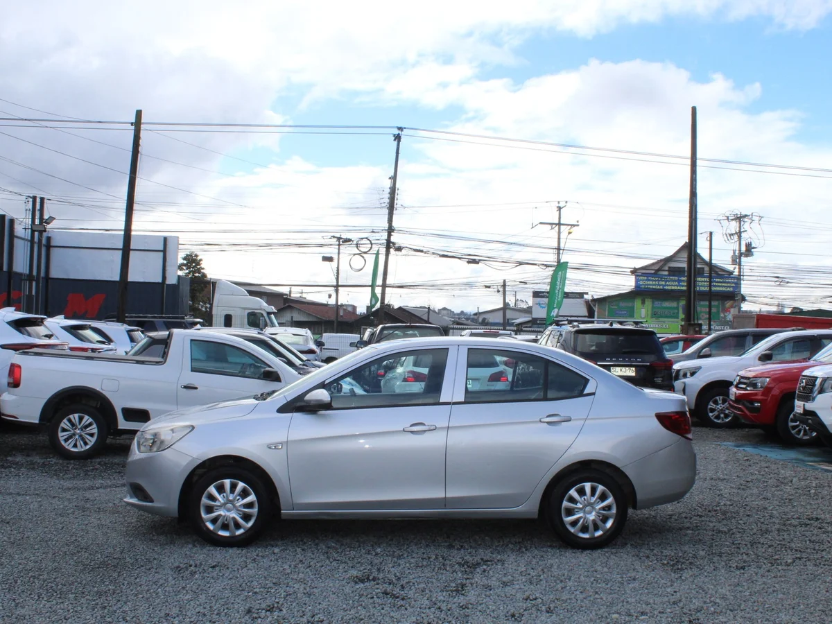 Chevrolet Sail 1.5 Nb — foto 12 de 12