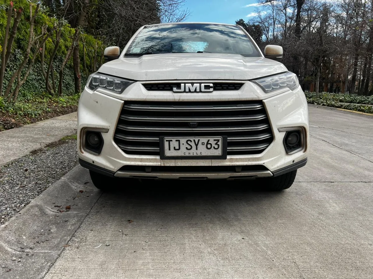 JMC Vigus Pro 2.0L Turbo Diésel AT 4x2 año 2024 - Miniatura 2