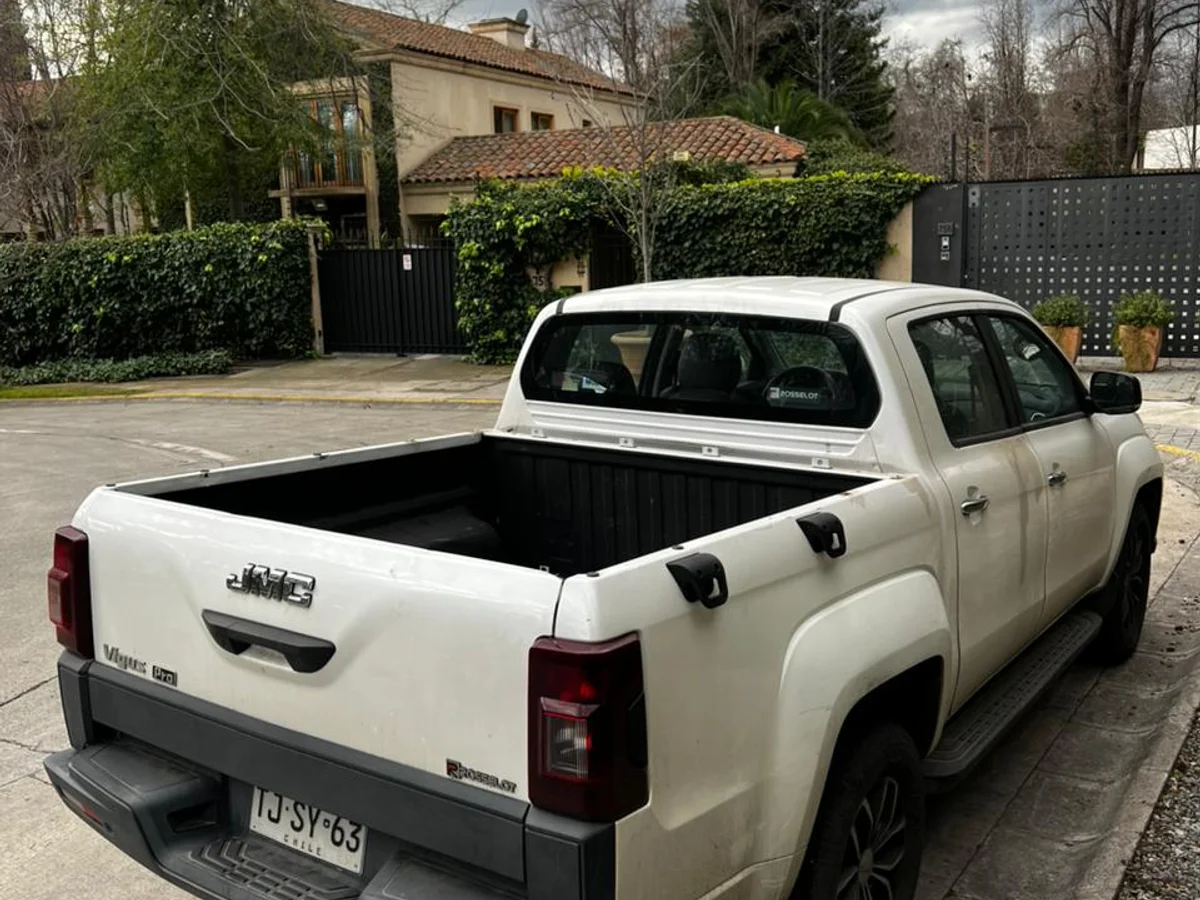 JMC Vigus Pro 2.0L Turbo Diésel AT 4x2 año 2024 - Miniatura 9