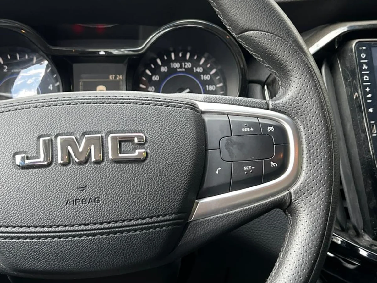 JMC Vigus Pro 2.0L Turbo Diésel AT 4x2 año 2024 - Miniatura 16