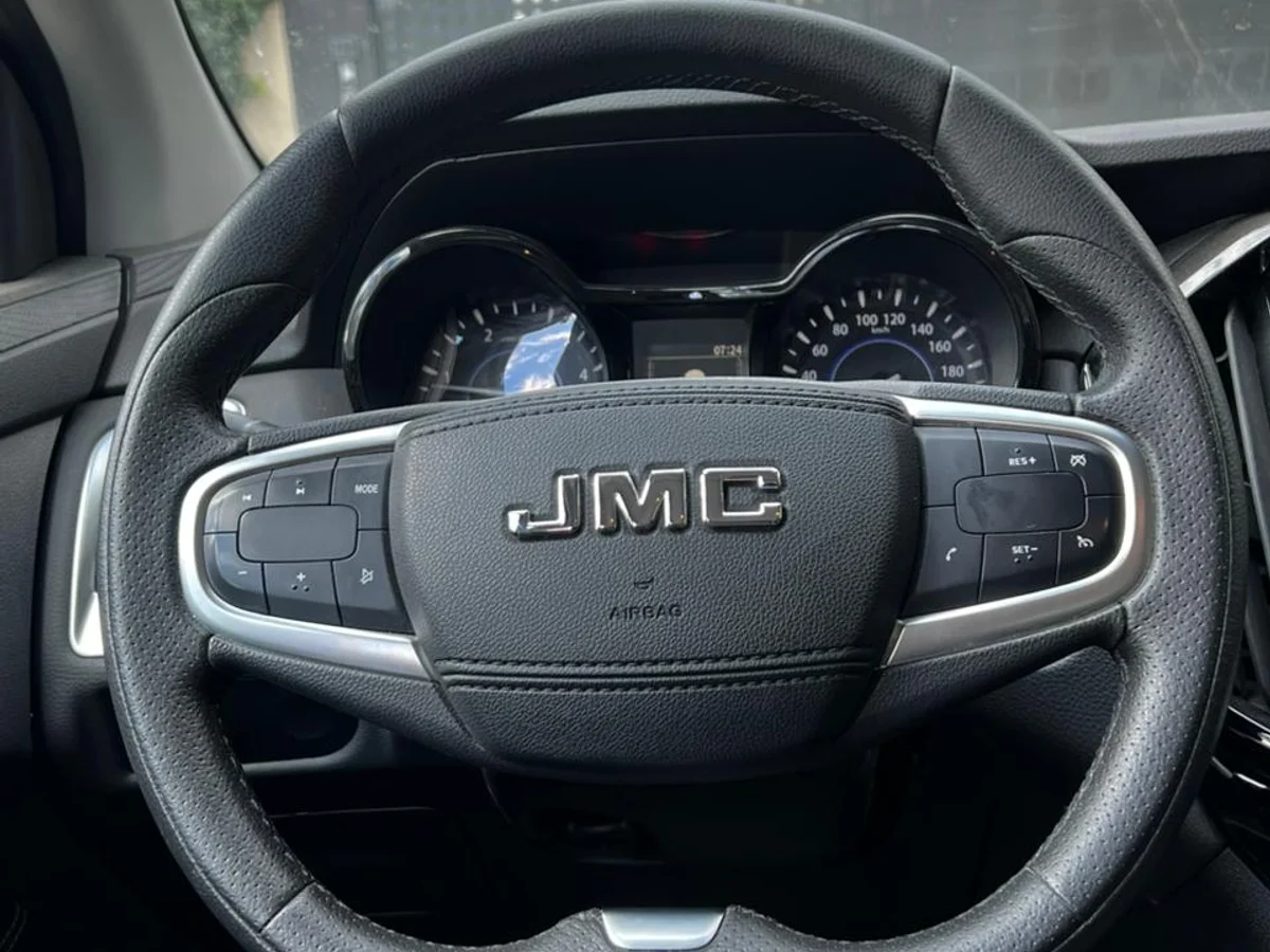 JMC Vigus Pro 2.0L Turbo Diésel AT 4x2 año 2024 - Miniatura 17