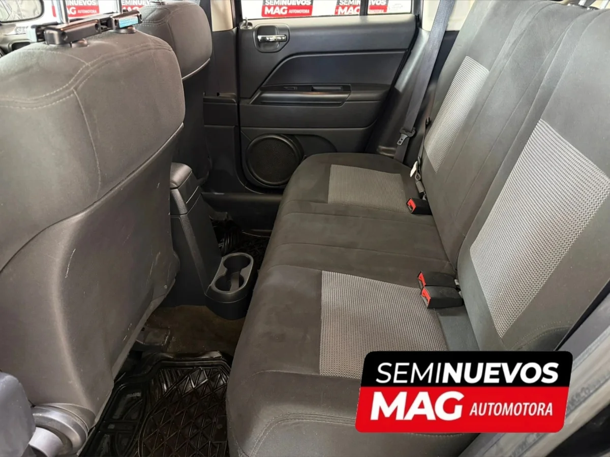 JEEP Compass SPORT 2.4 2016 - Miniatura 10