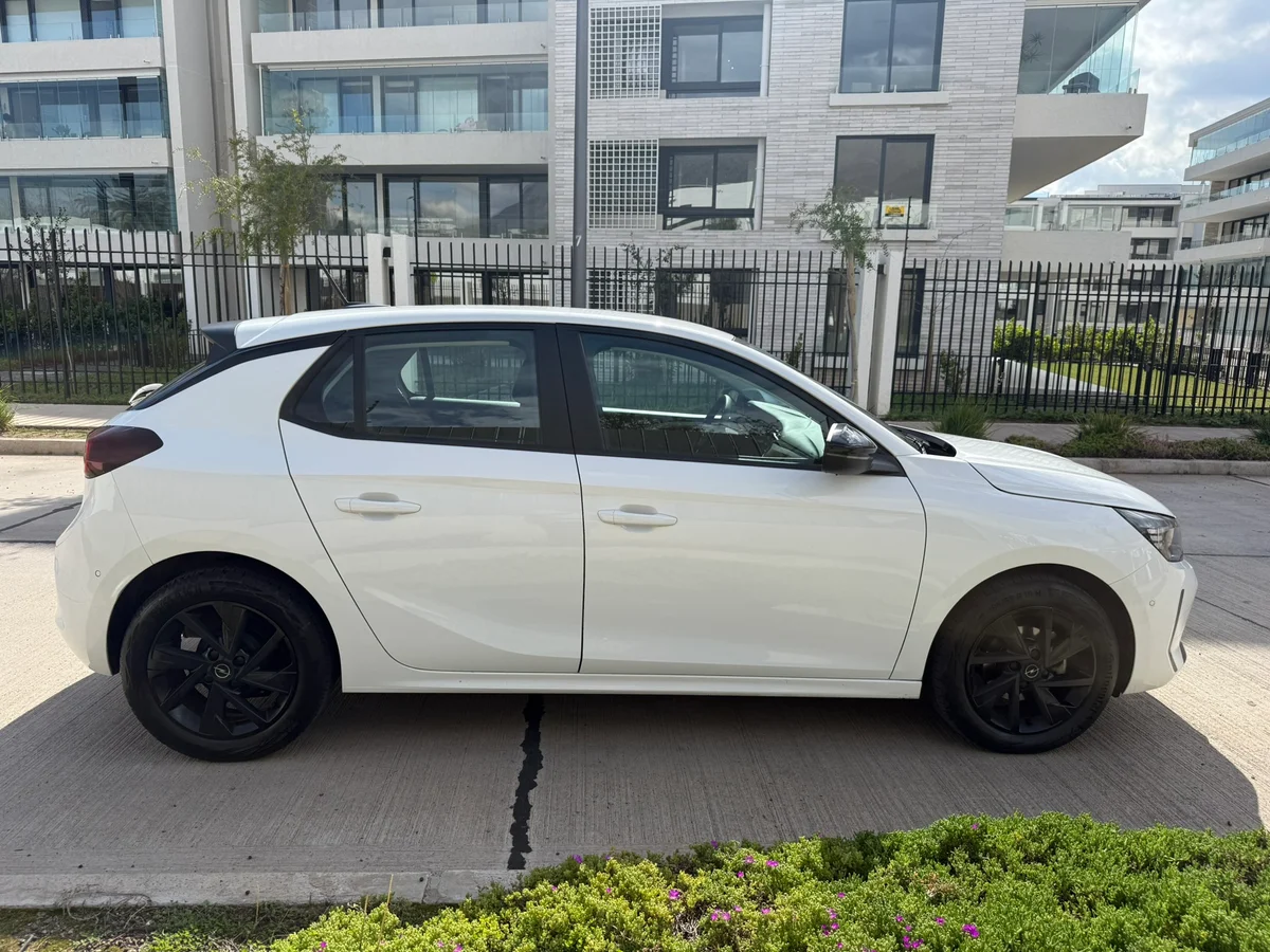 OPEL Corsa 1.2 MT5 2024 - Miniatura 8