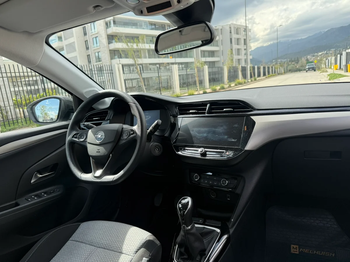 OPEL Corsa 1.2 MT5 2024 - Miniatura 10