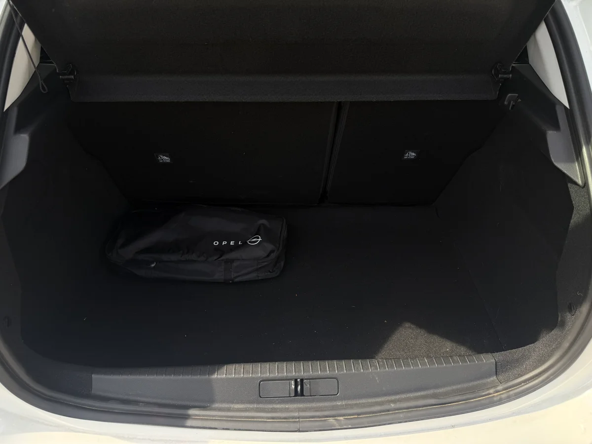 OPEL Corsa 1.2 MT5 2024 - Miniatura 22