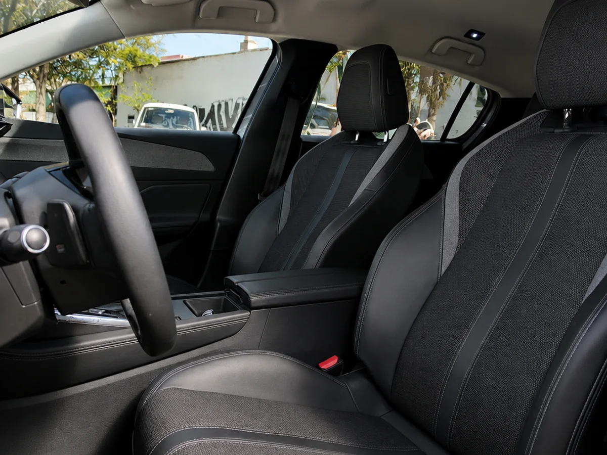 PEUGEOT 308 BLUEHDI 1.5 AUT 2022 - Miniatura 7