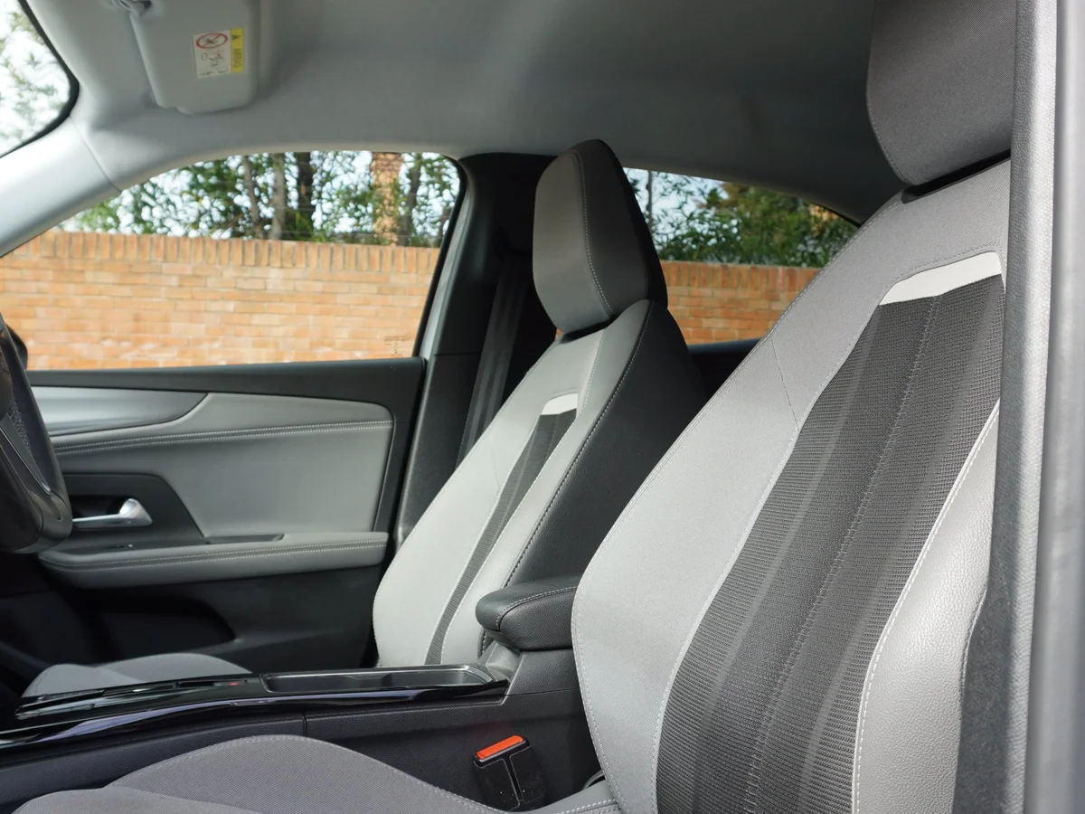 OPEL Mokka 1.2T AT Año 2022 miniatura 27