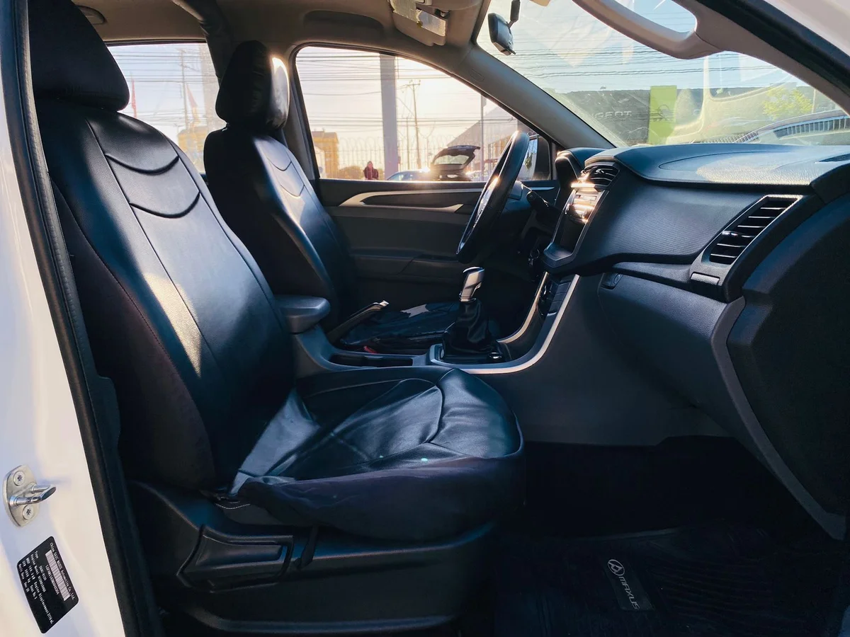 Maxus T60 Dcab — foto 7 de 11