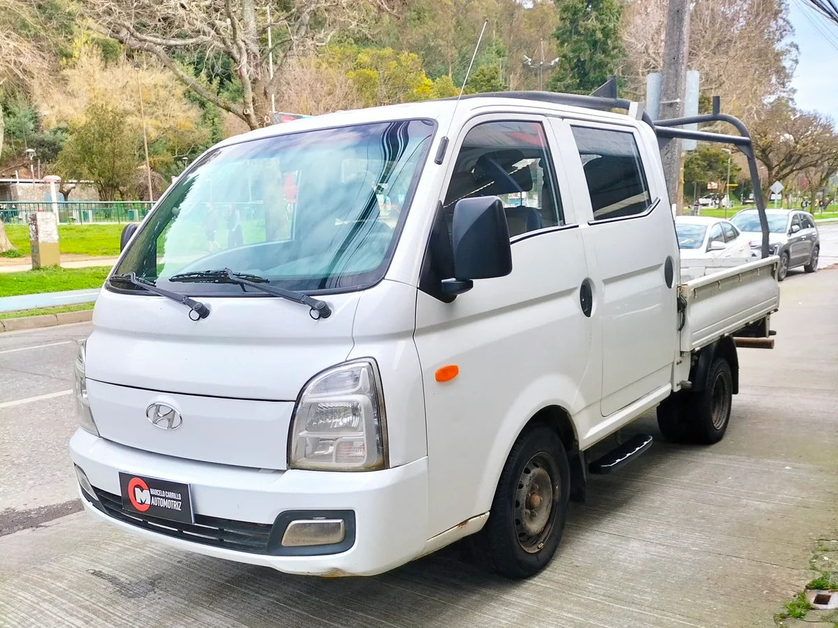 HYUNDAI PORTER 2.5 CRDI DIESEL GLS 4X2 CHASSIS AC 6MT 2P 2021