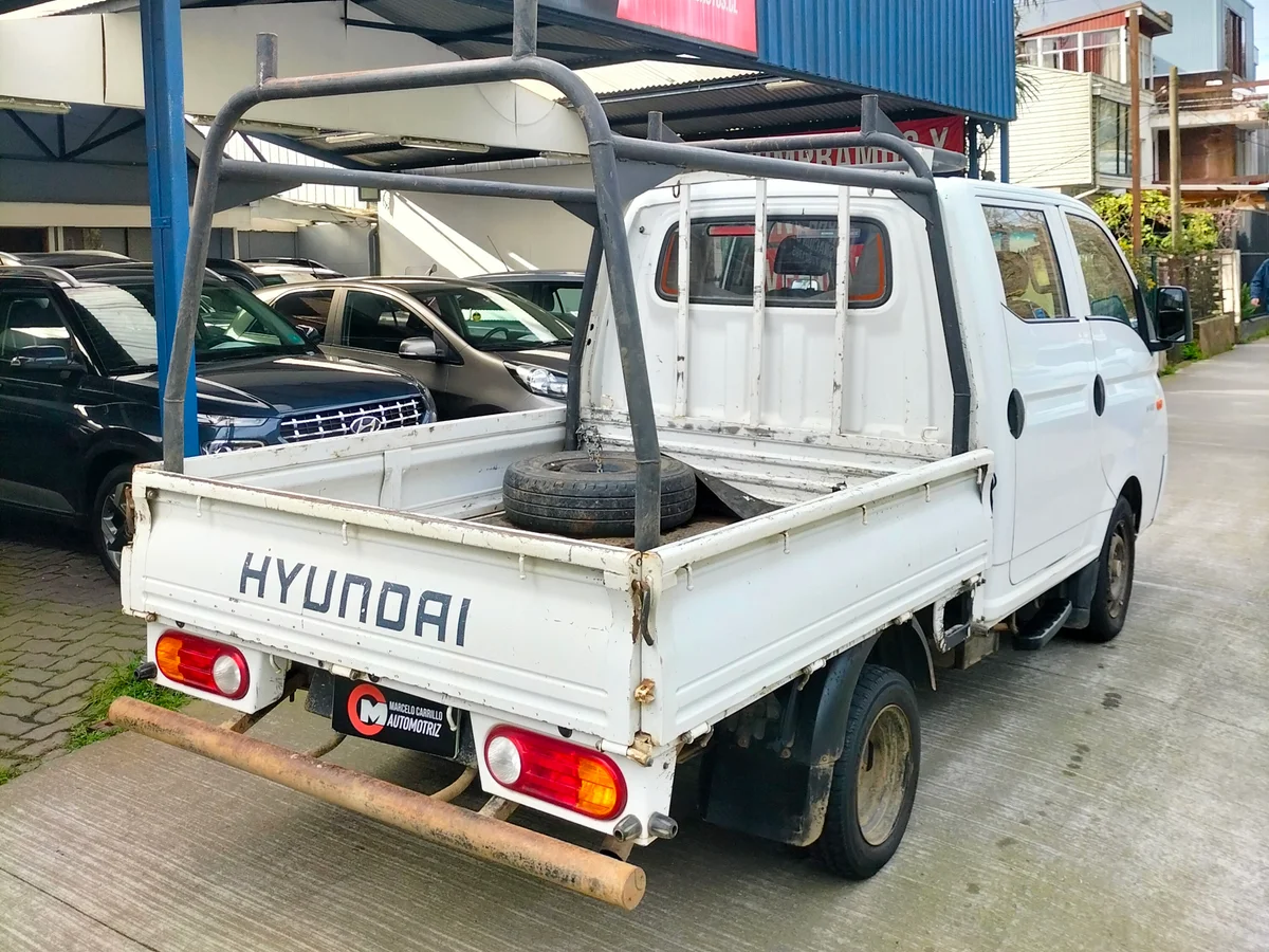 HYUNDAI PORTER 2.5 CRDI DIESEL GLS 4X2 CHASSIS AC 6MT 2P 2021