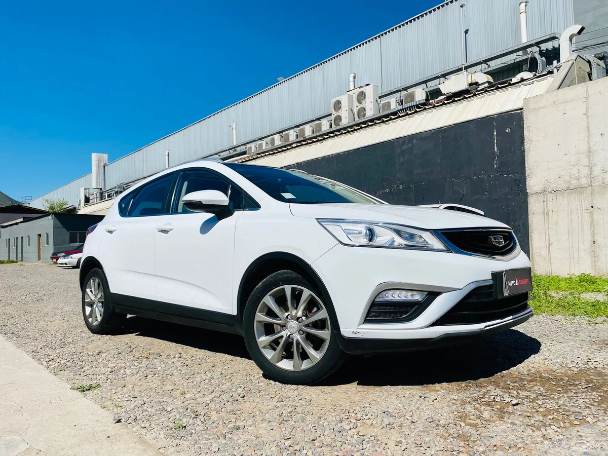 Geely Gs — foto 10 de 13