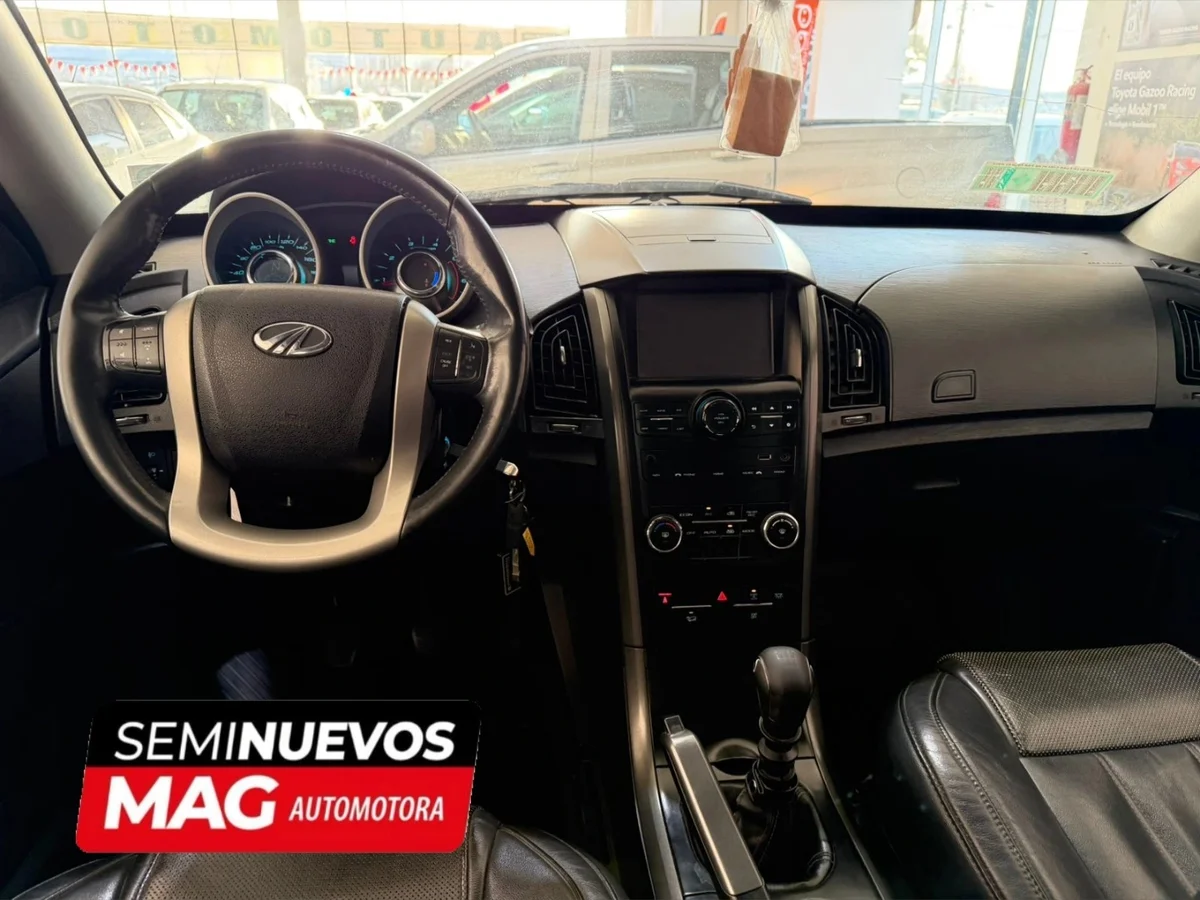 MAHINDRA XUV 500 2.2 2017