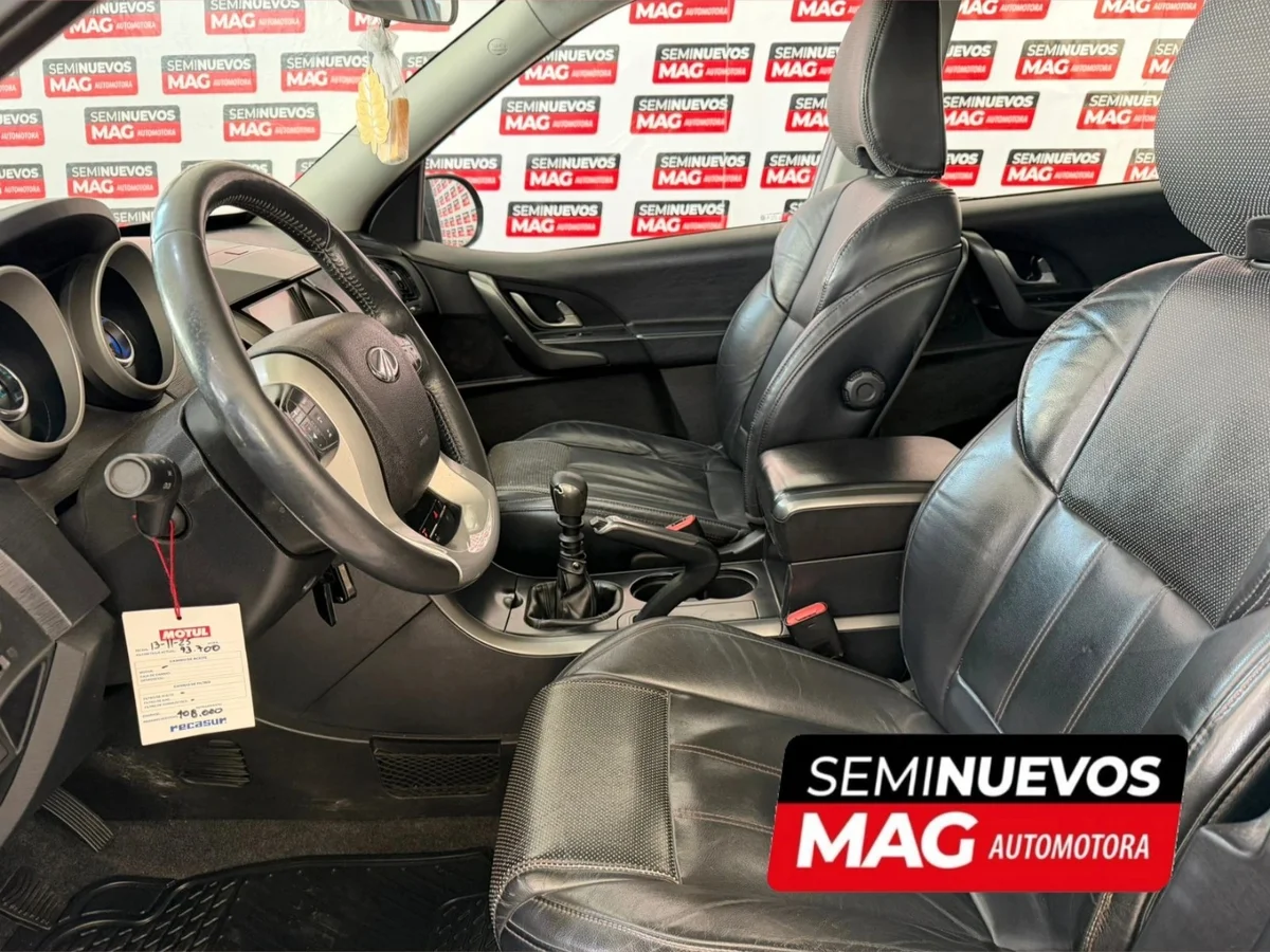 MAHINDRA XUV 500 2.2 2017 - Miniatura 8