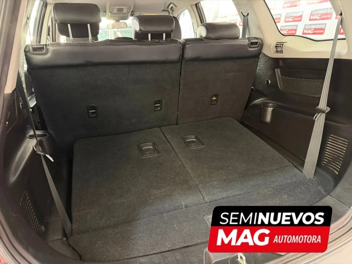 MAHINDRA XUV 500 2.2 2017 - Miniatura 9