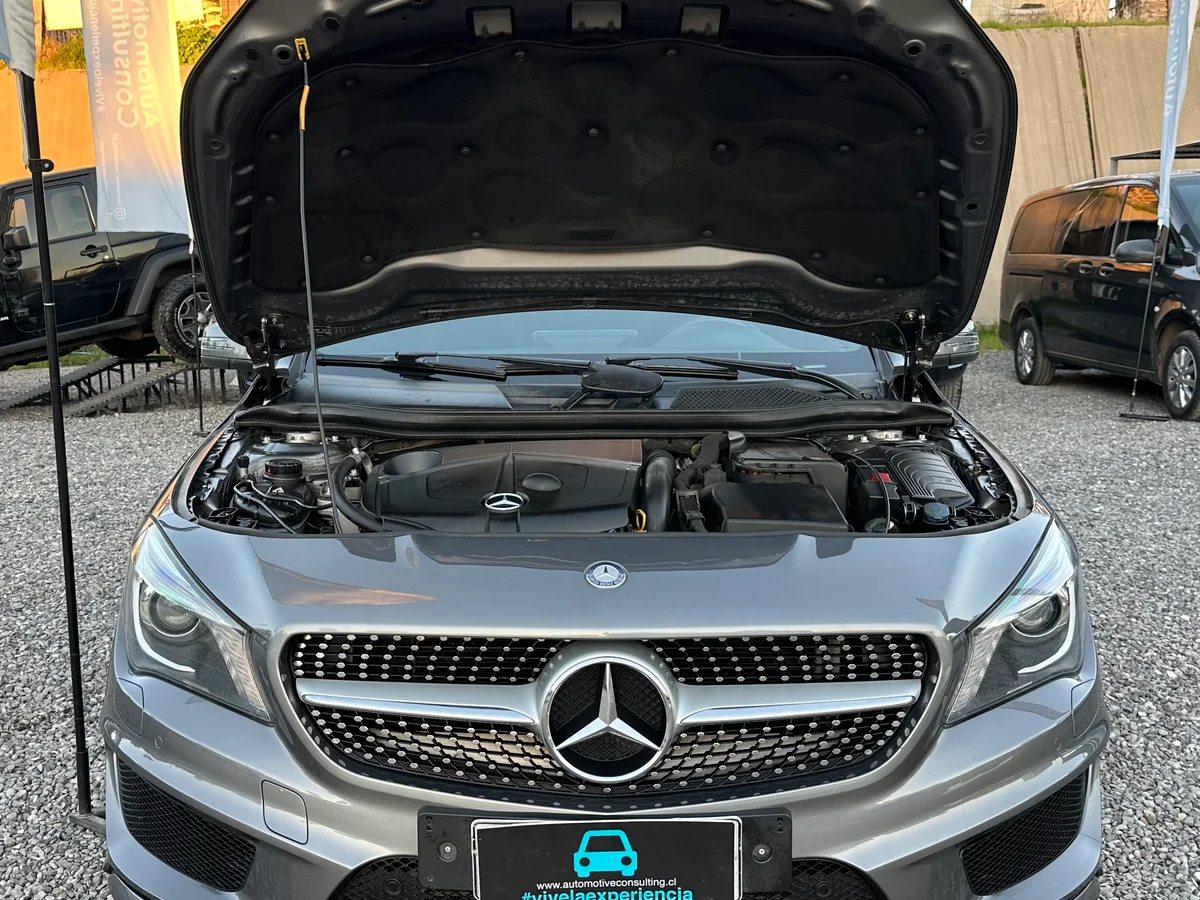 MERCEDES BENZ CLA 220 2.1 CDI AUT LOOK AMG 2014 - Miniatura 11