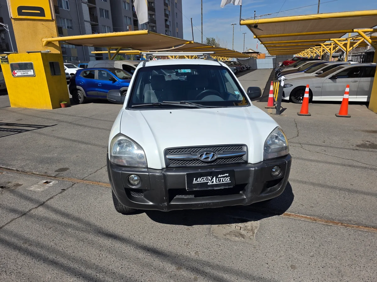 Hyundai Tucson — foto 2 de 14