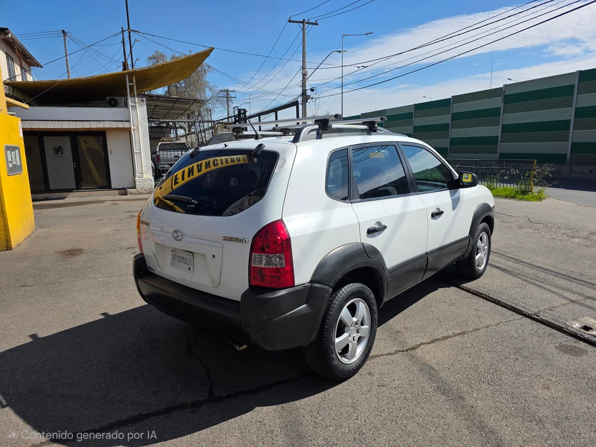 Hyundai Tucson — foto 4 de 14
