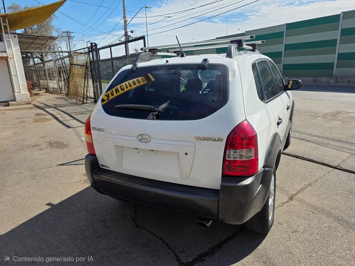 Hyundai Tucson — foto 5 de 14