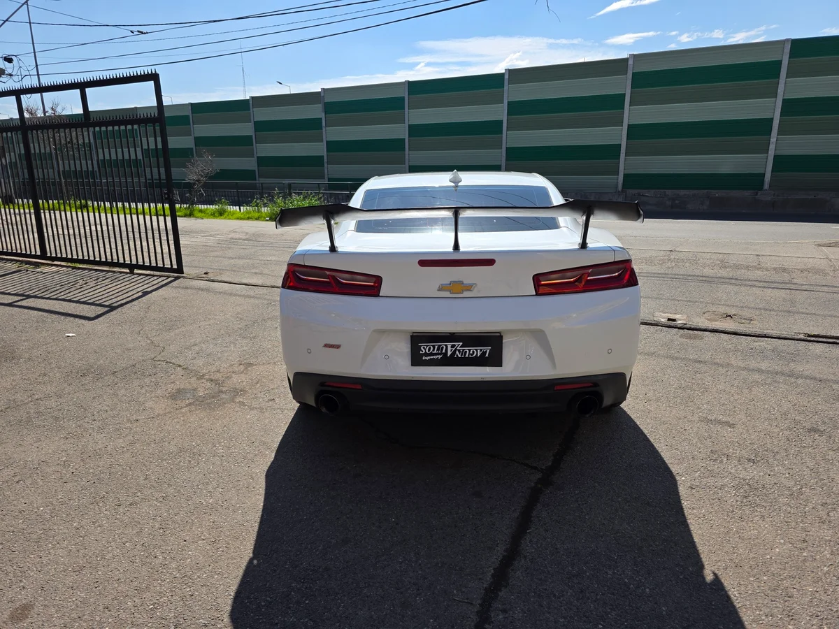 Chevrolet Camaro 6.2L Ss V8 4X2 Coupe At 2P — foto 7 de 17