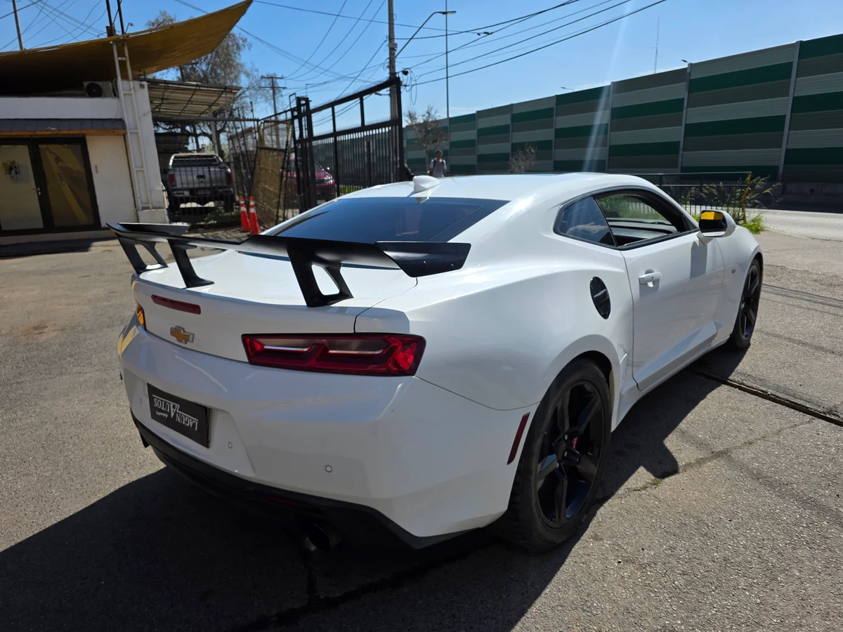 Chevrolet Camaro 6.2L Ss V8 4X2 Coupe At 2P — foto 8 de 17