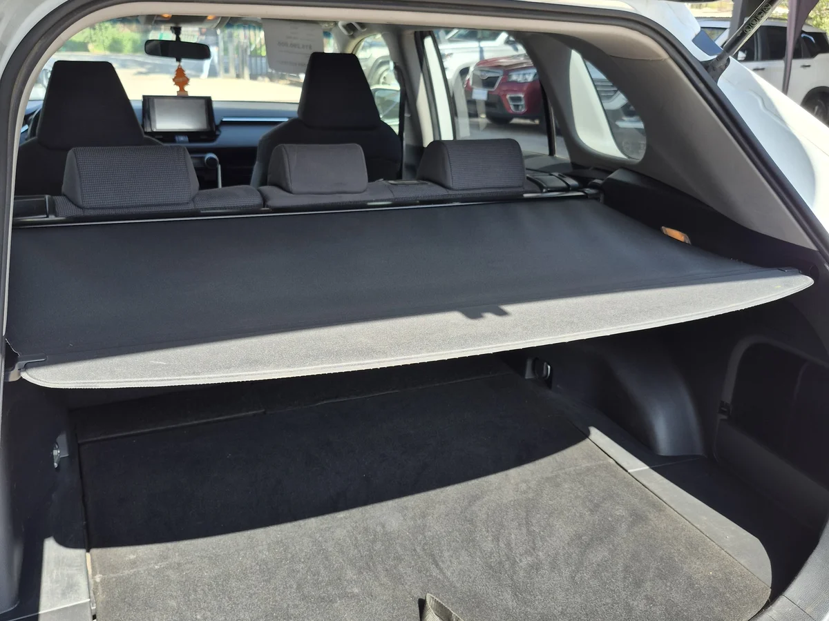 Toyota RAV4 — foto 7 de 11