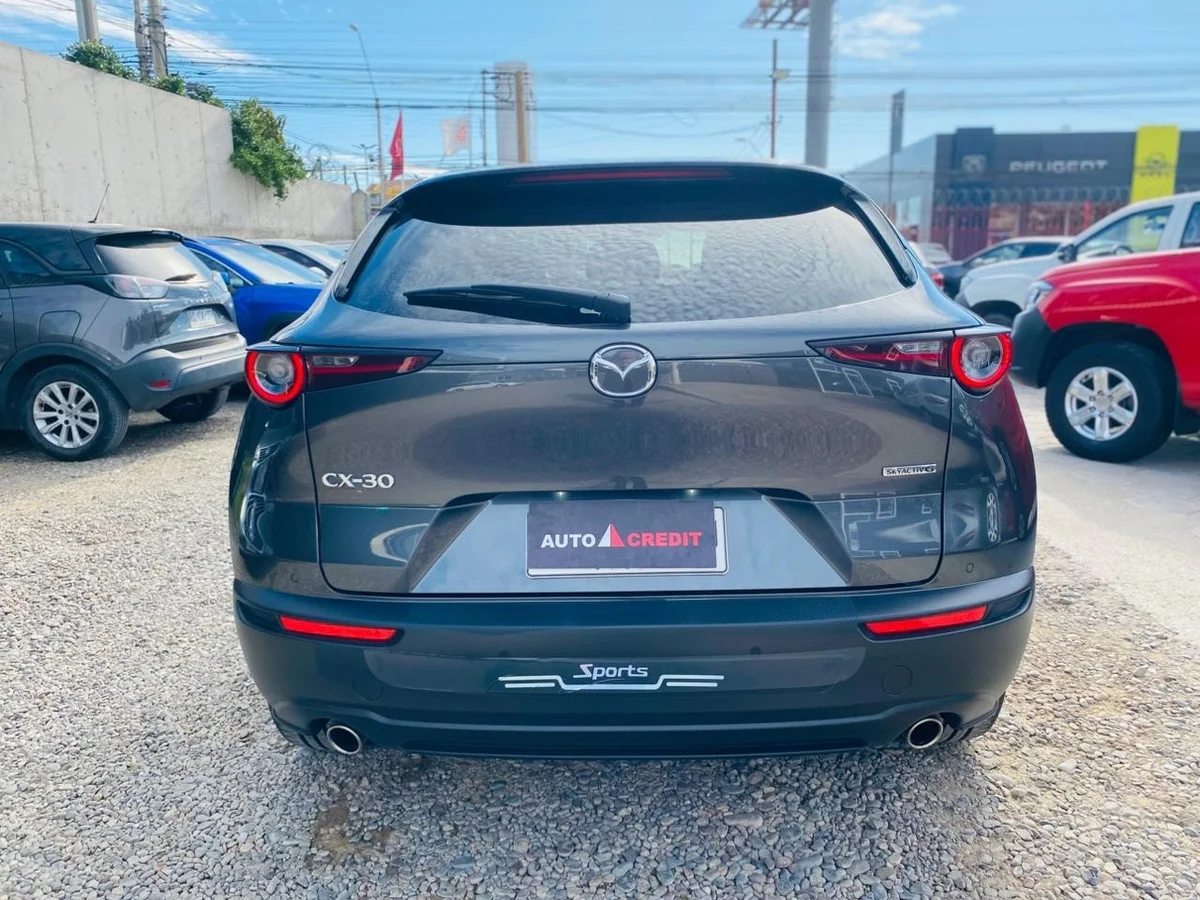 Mazda Cx-30 Core 2.0 7G 6At — foto 10 de 14