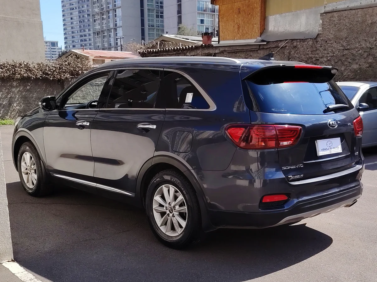 KIA Sorento 2.2 EX DIESEL 2WD 6MT 7P 2020 - Miniatura 8