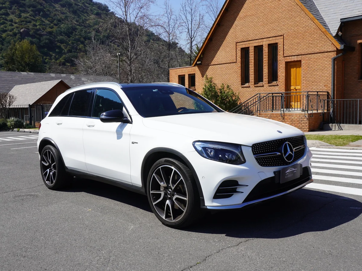 Mercedes Benz GLC 43 Amg 3.0 AT 4Matic año 2018 miniatura 3