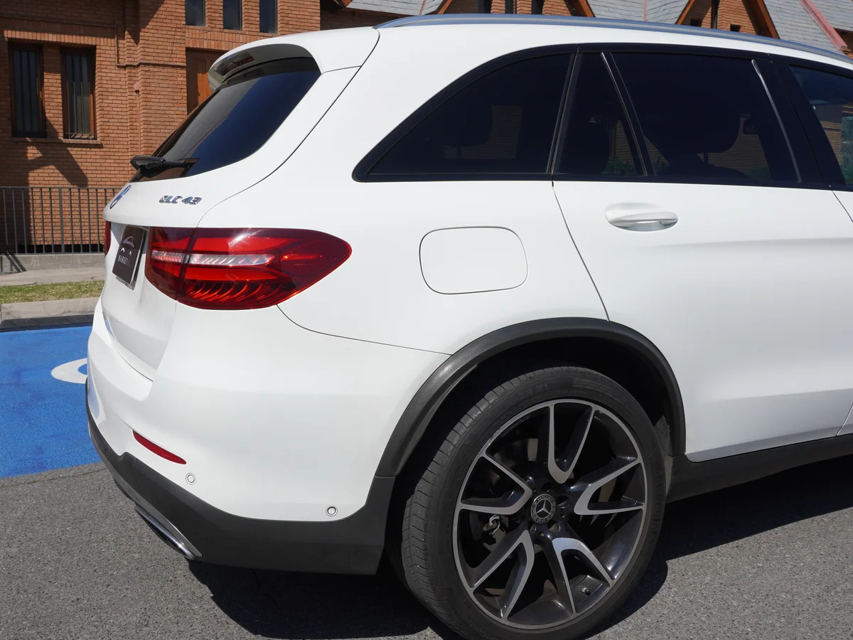 Mercedes Benz GLC 43 Amg 3.0 AT 4Matic año 2018 miniatura 13